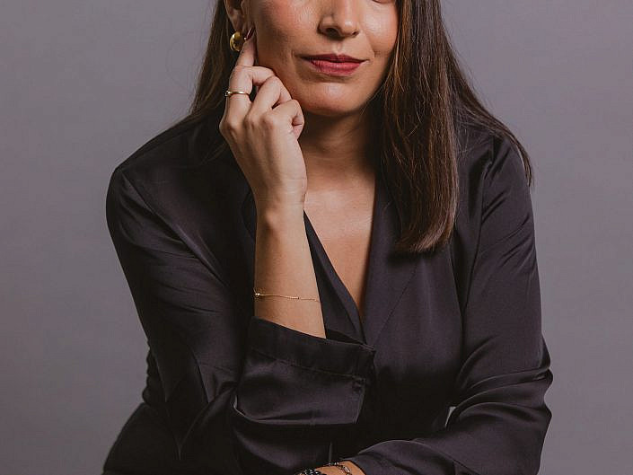 Johanna Gonzalez headshots